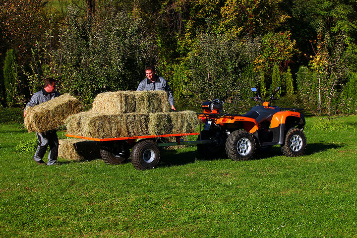 Delovni priključek ATV Work za delo na terenu